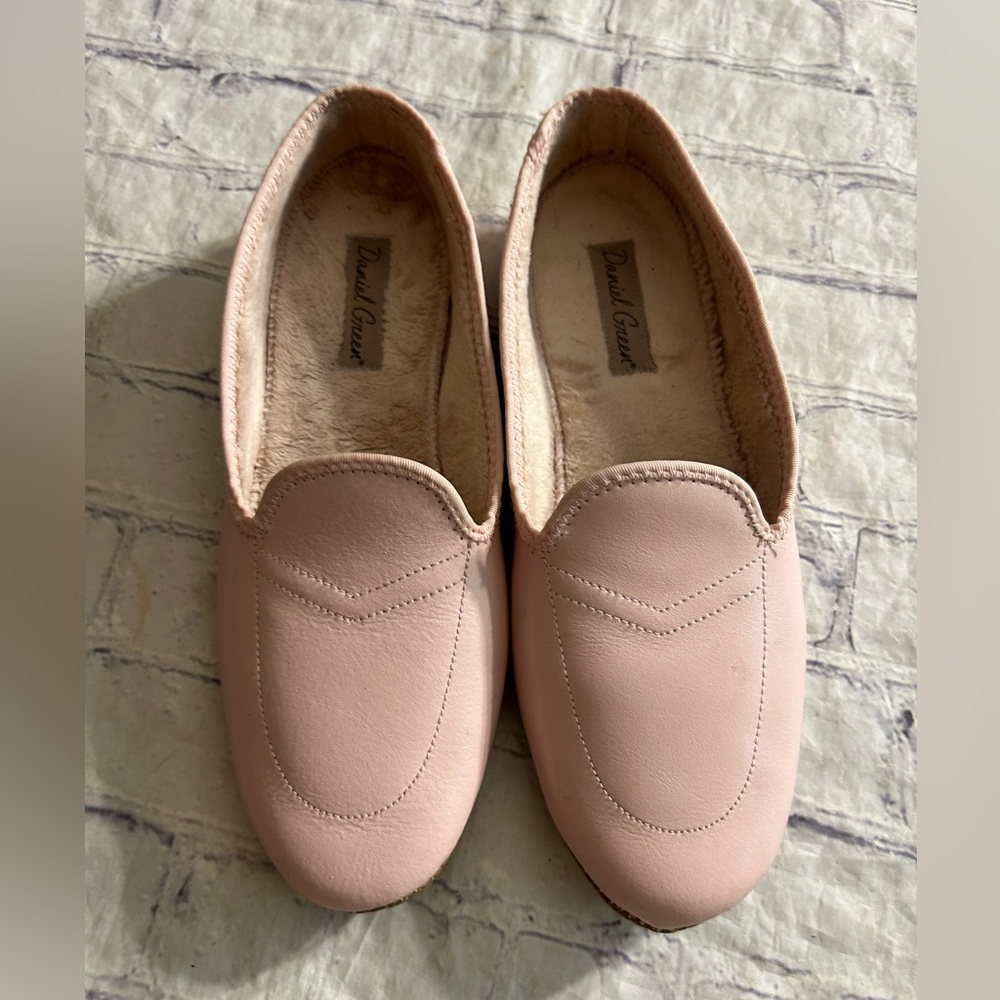 DANIEL GREEN PINK SPLIT LEATHER FAUX FUR LINING WOMEN’S SLIPPERS SIZE 7M - Picture 2 of 9